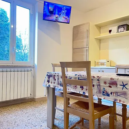 Gramsci House - A Due Passi Dal Mare - Centro *