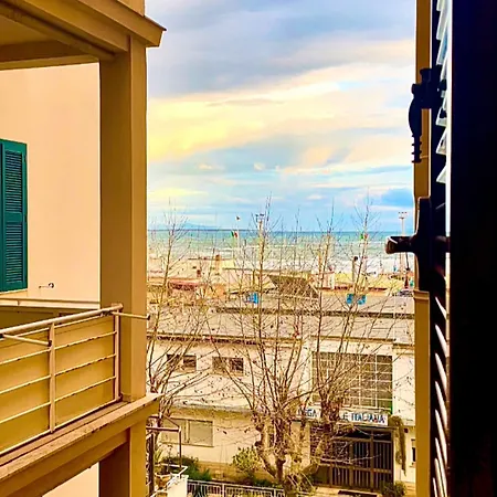 Apartment Gramsci House - Centro *