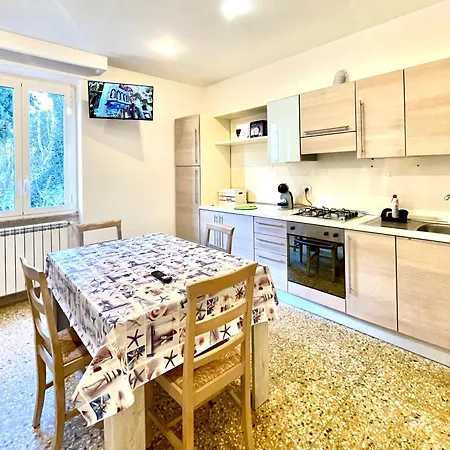 Gramsci House - Centro Apartment